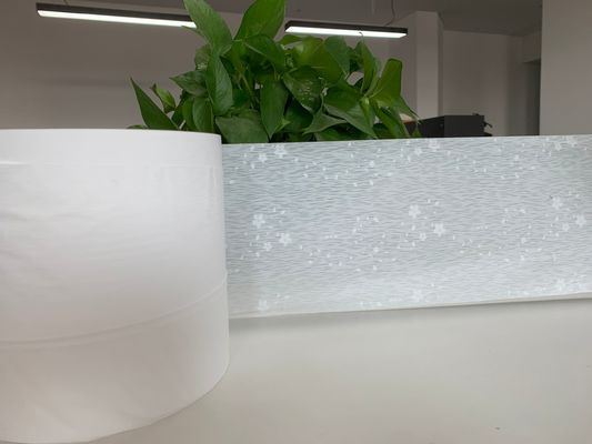 SFS 3 Katmanlı 34gsm 24gsm Nefes Alabilir PE Film Nonwoven Kumaş Ayakkabı Tela Çanta Suya Dayanıklı